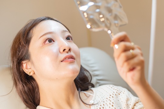 【宇多津】≪土日休みOK≫≪ママさんの応募歓迎≫≪週4日～OK≫≪髪色ネイル自由≫ブランクがあったも安心の研修制度あり！スタッフのライフワークバランスを大切にしてるサロン！「Appy.Lash 宇多津店（アッピーラッシュウタヅテン）」からアイリスト（まつげエクステ・まつげパーマ・アイブロウ）の求人☆☆