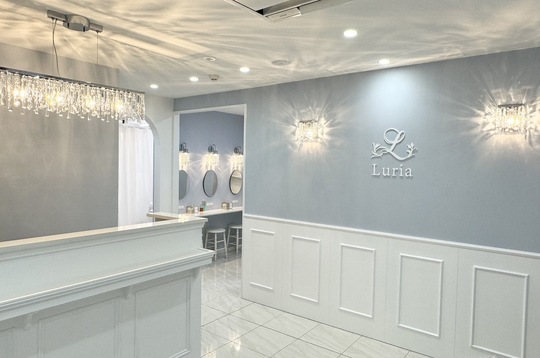 【自由が丘】≪18時閉店≫≪産休育休実績あり≫≪社会保険完備≫業界では珍しい18時閉店のサロンさんで、プライベートの時間もしっかり確保できます！可愛い店内でモチベーションアップ間違いなし！「Luria 自由が丘店（ルリアジユウガオカテン）」からアイリスト（まつげエクステ・まつげパーマ・アイブロウ）の求人☆☆