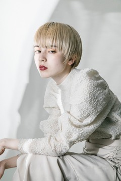 【富士見町駅】≪社会保険完備≫≪月8日休み≫≪充実の教育体制≫高い技術を身につけ一流の美容師になる為の教育体制があります！福利厚生や条件面も抜群です！「Hair’s Gallery 米子店（ヘアーズギャラリーヨナゴテン）」からアシスタント（美容師）の求人☆★