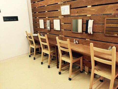 【難波】実働8時間★早番だと19時退勤★プレゼント休暇で連休OK★人間関係◎のアットホームなお店”Bell Lash（ベルラッシュ）”からアイリスト（アイデザイナー・まつ毛エクステ）の求人★★