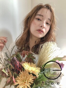 【梅田】≪未経験・新卒生歓迎≫≪1年以内にデビュー可能≫≪完全週休2日制≫≪月2回まで土日休みOK≫≪有給消化率100%≫≪社会保険完備≫文句なしの高待遇！髪質改善特化型サロン！長く働ける環境づくりをしています！なりたい美容師像に合わせた教育をしていきます！「ioe 梅田（イオエウメダ）」からアシスタント（美容師）の求人☆★