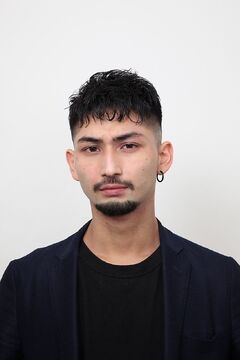 【西梅田】≪月給23万円〜≫≪完全週休2日≫≪社会保険完備≫ツイスパやフェードなど、トレンドに敏感なお客様担当したい方におすすめ！メンズ専門サロン！入客チャンスあり！「BARBER SHOP Cloud9（バーバーショップクラウドナイン）」からスタイリスト（美容師・理容師）の求人☆★☆