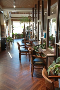 【西明石】≪月9日休み≫≪日曜定休日！≫≪社会保険完備≫働きやすい環境が整ったチームワーク抜群のサロン！年に1回健康診断も受けられます！美容師としてクリエイティブな事にもどんどんチャレンジしていけるお店！「flare-想-（フレアイデア）」からアシスタント（美容師）の求人☆★☆