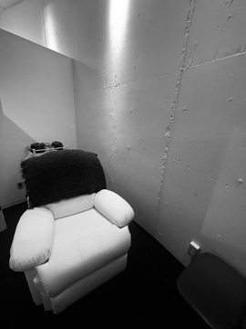 【北四番丁】未経験から研修OK！美容師免許が無い方でもOK！≪社会保険完備≫≪土日休み月1回OK≫≪髪色自由・ネイルOK≫≪実働8時間≫≪20時までに退勤可能≫≪モデル集めサポートあり≫≪研修中もお給料あり≫未経験スタートで大活躍のスタッフ多数在籍！「メンズ眉毛専門店 +i.b 仙台店（メンズマユゲセンモンテンプラスアイビーセンダイテン）」からアイブロウリストの求人★☆