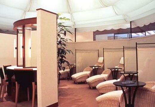 【渋谷】≪5連続休暇制度あり≫≪月8日or月10日休みの選択制≫≪実働7.5時間≫≪ボーナスあり！≫≪カウンセリング重視≫高いハンド技術で「東洋医学」をベースとしたメニューを展開するサロン「Carju Rajah セルリアンタワー東急ホテル店（カージュラジャセルリアンタワートウキュウホテルテン）」からエステティシャンの求人☆☆