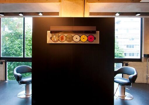 【阪急御影】≪月給20万円スタート≫≪実働8時間≫≪社会保険完備!!≫≪完全週休2日制！≫長く働き続けられる環境がGOOD♪しっかりと技術を学べます!!明るいスタッフさんが多いアットホームな人気サロン“DiO（ディオ）”アシスタント（美容師）の求人☆★☆