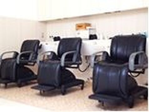 【春日部駅】≪16時までの勤務OK≫≪社会保険完備≫ブランクのある方、主婦の方を手厚くサポート！安心して働くことができる環境です！「SUGIMOTO 春日部店（スギモトカスカベテン）」からアシスタント（美容師）の求人☆★