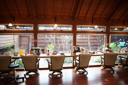 【知立駅】◆社会保険完備・完全週休2日制・産休育休取得実績あり◆年齢、経験に応じたいろいろなキャリアプランをご用意！ワンランク上の美容師を目指せます！美容師人生をより豊かにできる会社です「TJ天気予報 5ページ 知立店（ティージェーテンキヨホウ ゴページ チリュウテン）」からスタイリスト（美容師）の求人☆★