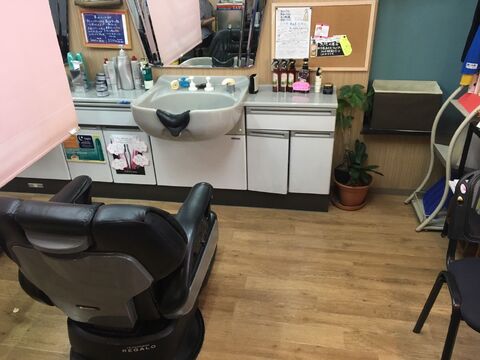 【けやき台】≪月給25万円スタート≫≪退勤時間が早い≫身体の負担が少なくお仕事できる環境！サロンの駐車場も使用OKな「ヘアースペース 美鈴が丘（ヘアースペースミスズガオカ）」からスタイリスト（美容師・理容師）の求人☆★