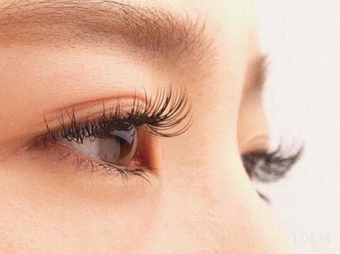 【伏見桃山】≪月8日休みの≫≪月給23～25万円≫≪18時までの営業≫≪社会保険完備≫女性の働きやすさを一番に考えた地域密着型サロン！「NOTE eye nail facial salon（ノートアイネイルフェイシャルサロン）」からアイリスト（アイデザイナー・まつ毛エクステ）の求人★☆★