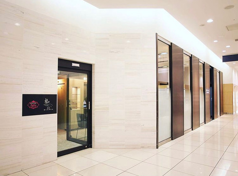 【イオンモール福岡】≪社会保険完備・実働8時間・売上ノルマなし≫あなたのライフスタイルに合わせて勤務時間や休日数の選択OK！プライベートとお仕事の両立ができるアイラッシュサロン「Pritia イオンモール福岡店（プリティアイオンモールフクオカテン）」からネイリスト（ネイル）の求人☆☆