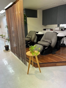 【等々力】◆完全週休2日制・休憩1時間確保・社会保険完備・19時までに退勤可能◆拘束時間は短く、休日は多い！長く活躍できるサロンです。地域に愛され、しっかりお客様と関われる「花水木（ハナミズキ）」からスタイリスト（美容師）の求人☆★☆