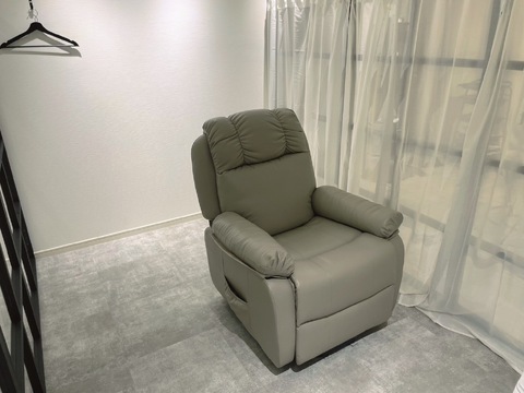 【芦屋】≪未経験OK≫≪土日休みOK≫≪髪色ネイル自由≫≪16時までの勤務OK≫アイラッシュとネイルを併設するトータルビューティーサロン。未経験、ブランクがある方も大歓迎です！「salt（ソルト）」からアイリスト（まつげエクステ・まつげパーマ・アイブロウ）の求人☆☆