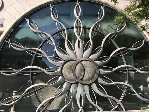 【烏丸御池】◇◆月8日休み◆社会保険完備◆◇トレンド＋お客様本来の「らしさ」を提案！自分の時間も大切に、長く勤めていくことができます♪美容所joze（ビヨウショジョゼ）からスタイリスト（美容師）の求人★☆