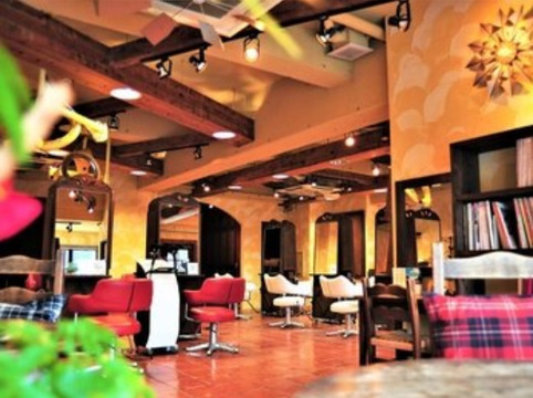 【上大岡】≪完全週休2日制・20時までの退勤可能・産休育休実績あり≫おもいやりの気持ちを持って働ける方にオススメ！地域密着で温かい雰囲気のサロン「zect SOUTH（ゼクトサウス）」からスタイリスト（美容師）の求人★☆★