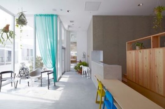 【大日】≪完全週休2日≫≪18時には退勤≫≪社会保険完備≫仕事もプライベートも充実！美容師として楽しく成長していけるサロンです。講師活動や撮影などスタッフさんの活躍も幅広い！「LE CINQ（ルサンク）」からアシスタント（美容師）の求人☆★☆