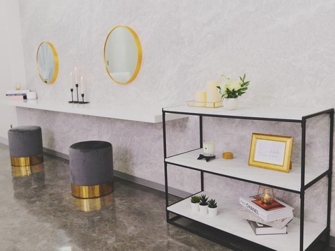 【野田阪神】≪自由出勤≫≪土日祝休みも柔軟に対応！≫≪正社員・業務委託・パートから選択OK≫レッスンが必要な場合はモデル集めサポートあり！メニュー豊富なトータルビューティーサロン「Li aile eye&nail（リエルアイアンドネイル）」からネイリスト（ネイル）の求人☆☆