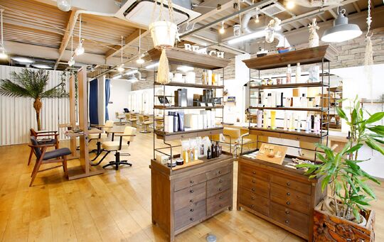 【野並】≪最低保障給あり≫≪完全週休2日制≫≪土日休み／連休の取得可能≫入社2ヵ月は50万円の最低保証給あり！自分の働きやすい働き方が可能！「By Eight野並店（バイエイトノナミテン）」からスタイリスト（美容師）の求人☆★