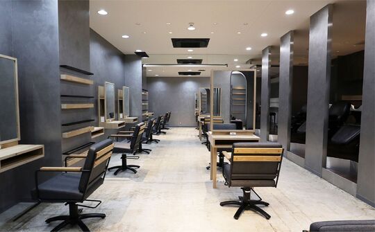 【東心斎橋】≪月8,9日休み≫≪社会保険完備≫≪営業中レッスン&2年デビュー≫本格的な髪質改善とデザインカラーが大人気のヘアサロン！撮影活動など様々なチャンスがあります！「PAL by Inity 心斎橋（パルバイアイニティ）」からアシスタント（美容師）の求人☆★