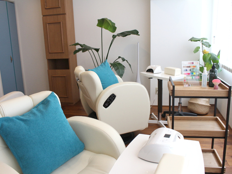 【東梅田】≪経験者募集中≫≪社会保険完備≫≪月8日休み&有給休暇あり≫≪早番遅番シフト制≫ニュアンス系デザインが大人気のネイルサロン！ネイリストとして活躍できる環境です！「joie 梅田店（ジョイエウメダテン）」からネイリスト（ネイル）の求人★☆★