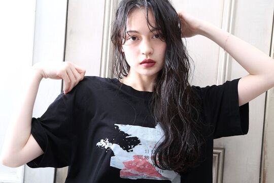 【JR加古川駅】≪社会保険完備≫≪完全週休2日≫撮影にも力を入れています！内装もアンティーク調でオシャレなサロンです！「Viola（ヴィオラ）」からアシスタント（美容師）の求人☆☆