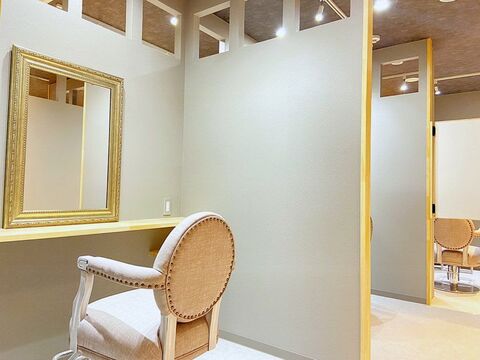 【明石駅】≪選べる働き方≫≪自由出勤、自由退社≫≪週休2日9時〜18時勤務で給与30万≫≪完全週休2日≫高待遇で、どなたでも働きやすい環境を整えます！「INCE HAIR 明石（インスヘアーアカシ）」からスタイリスト（美容師）の求人☆★