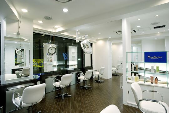 【浜田山】＜完全週休2日制＞＜社会保険完備＞抜群の待遇が◎全国に展開するTAYAグループ☆充実の教育体制があり安心！美容師を続けれる環境が人気です♪プライベートも充実♪TAYA 浜田山店（タヤハマダヤマテン）からアシスタント（美容師）の求人☆★