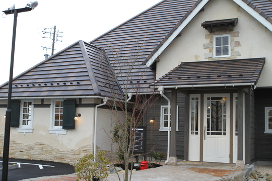 【勝川】◆社会保険完備・完全週休2日制・産休育休取得実績あり◆経験や年齢に応じたキャリアプランを用意！もうワンランク上の美容師を目指せます！美容師としての人生を楽しみながら働ける「TJ天気予報 5mm 春日井店（ティージェーテンキヨホウゴミリカスガイテン）」からスタイリスト（美容師）の求人☆★