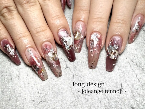 【天王寺】≪有給休暇消化率100％≫≪土日は月2回休みOK≫≪平均給与30万円前後≫≪月12日or月8日休みの選択制≫≪連休の取得も可能≫≪頑張った分はしっかり歩合で還元≫≪社会保険完備≫自分のライフスタイルに合わせて働く事の出来る環境「joie ange 天王寺店（ジョアアンジェ テンノウジテン）」からネイリスト（ネイル）の求人★☆★