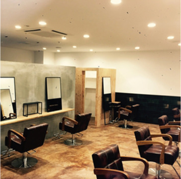 【本厚木】≪寮あり・産休育休実績あり・社会保険完備≫希望者で勉強会も多数実施、スキルアップを目指す方にオススメ！エステメニューも取り扱うトータルビューティーサロン「ROPE 本厚木店（ロペ ホンアツギテン）」からスタイリスト（美容師）の求人☆★