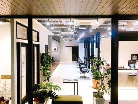 【薬院駅】あなたのライフスタイルに合わせた働き方の選択が可能！入客チャンスもあり高月給が狙えます！アイラッシュメニューも導入しているトータルビューティーサロン「ONE.STOP.LABO（ワンストップラボ）」からスタイリスト（美容師）の求人★☆