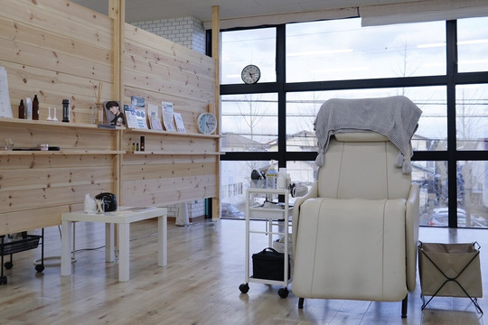 【鍋島】≪完全週休2日制・社員寮あり・有給休暇あり≫充実したレッスンカリキュラムがあるので自信を持ってアイリストデビューが可能！！幅広い技術を学び、流行りの技術、知識も学べるトータルビューティーサロン「 mina eye design（ミーナアイデザイン）」からアイリスト（アイデザイナー・まつげエクステ）の求人☆★