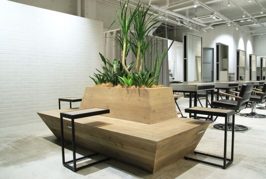 【JR塚本駅】≪完全週休2日制&有給あり≫≪社会保険完備≫≪営業内レッスン&最短2年デビュー≫ヘアデザインを発信する人気ヘアサロン！アイラッシュも学べます！「NILLU 塚本店（ニルツカモトテン）」からアシスタント（美容師）の求人☆★☆