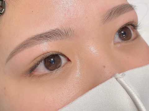 【千葉駅】◆完全週休2日制・髪色ネイル自由・研修は全て営業時間内・土日休みあり・社会保険即日加入◆最新技術でトレンド発信！未経験でも安心の研修制度が魅力です！イマ人気のアイブロウ専門店「Ridive 千葉（リディーブチバ）」からアイリスト（まつげパーマ・アイブロウ）の求人☆☆