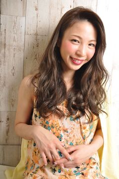 【西二見】正社員、業務委託、パートから自分に合った勤務形態を選択！≪単価1万円以上≫入客チャンス〇もたくさん出来るのですぐに活躍出来ます！完全マンツーマンでしっかりお客様と関われるサロンです「biquette（ビケット）」からスタイリスト（美容師）の求人★☆