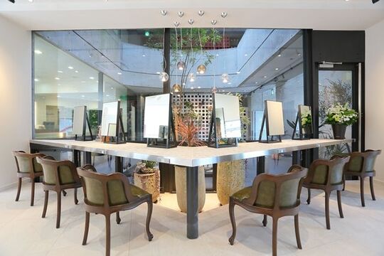 【亀有】≪土日祝休みOK≫≪完全週休2日制≫≪産休育休実績あり≫など福利厚生も充実！新規のお客さんへの入客チャンスあり！撮影やクリエイティブなことにも挑戦できる環境！上質な空間が広がるAVEDAサロン“masago AVEDA（マサゴアヴェダ）”からスタイリスト（美容師）の求人★☆