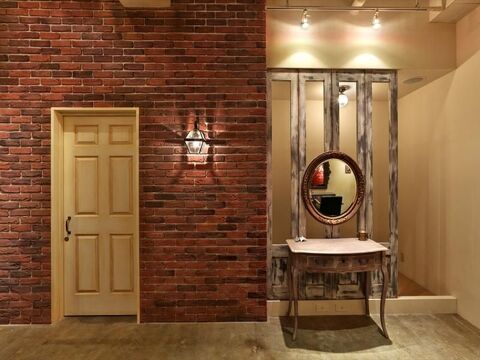 【茅ヶ崎駅】◆完全週休2日制・最短2年以内のデビュー可能・営業中レッスンOK・整ったカリキュラムあり◆講習費はサロン負担で、モデル集めはサロンも協力！アットホームな雰囲気で、1人1人のお客様にしっかり向き合い施術できる環境！「A＋style hair＆spa（アプラススタイルヘアアンドスパ）」からアシスタント（美容師）の求人☆★