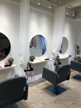 【六甲道】≪完全週休二日制≫≪社会保険完備≫≪有給休暇あり≫≪産休育休実績あり≫≪ママさん歓迎≫プライベートも充実しながら働ける！品質にこだわりながらも安価に提供するためにセルフブローを取り入れてます！「Alana Hair（アラナヘアー）」からスタイリスト（美容師）の求人☆★☆