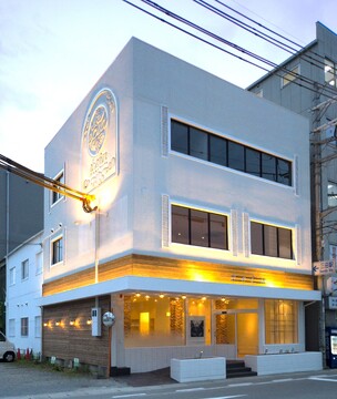 【三田】≪社会保険完備≫≪経験者募集≫お客様にくつろぎの時間を提供！「hair&relaxation ecia（ヘアーアンドリラクゼーション エシア）」からアイリスト（まつげエクステ・まつげパーマ・アイブロウ）の求人☆☆