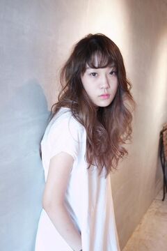 【JR芦屋】洗練された空間、質の高いサービスで美意識の高い方に人気！スパやピラティスも提供、身体の内側から毛先までデザインする「BRICK.S（ブリック）」からスタイリスト（美容師）の求人☆★