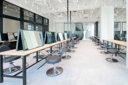 【銀座】増床に伴い、スタッフ募集！◆撮影ブース完備◆業界屈指の集客力でたくさんのお客様を担当可能！バックオフィスを設置し、スタッフさん一人一人のセルフブランディングを確立！今日本で一番予約されている美容室「ALBUM 銀座店（アルバムギンザテン）」からスタイリスト（美容師）の求人☆★