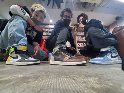 【荒江】≪おしゃれなメンズサロン・入客チャンスあり≫世のメンズ達をとにかくかっこよくしちゃおう！男心くすぐる秘密基地のようなメンズサロン「MENSOUL（メンソウル）」からスタイリスト（美容師）の求人★☆★