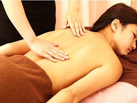 【池袋】≪有給休暇あり・取得率100%≫≪月8日休み≫≪社会保険完備≫残業代はもちろん支給！育児休暇など福利厚生も充実、女性が安心して長く働ける「Bella Donna 池袋I.TOWER内（ベラドンナイケブクロアイタワーナイ）」から理容師（シェービング）の求人☆☆