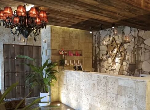 【名古屋駅】◆完全週休2日制・早期デビュー可能・営業時間内レッスンOK・住宅手当あり・デザインカラーがウリ・社会保険完備◆人間関係が良く、楽しいイベント多数！非日常の空間で気持ちよく働いてもらえますよ！「VOA（ヴォア）」からアシスタント（美容師）の求人☆★☆