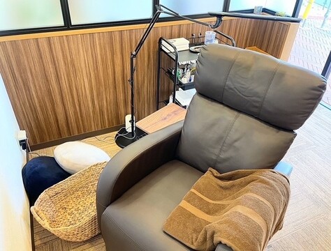 【岡場】≪完全週休2日≫≪土日休み可能！≫≪社会保険完備≫≪有給休暇あり≫≪髪色・ネイル自由≫≪研修中もお給料あり≫美容室併設のアイラッシュサロン！福利厚生充実！お洒落しながら働ける！「STELLA nord（ステラノルド）」からアイリスト（アイデザイナー・まつ毛エクステ）の求人☆☆