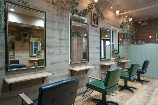 【星川】業務委託と正社員を選択可能！◆土日休みOK・有給休暇あり・社会保険完備◆15時までの勤務など、柔軟に対応可能！各種イベントや撮影チームの設置など、興味があることをピックアップして挑戦できる「Salt 星川店（ソルトホシカワテン）」からスタイリスト（美容師）の求人☆★