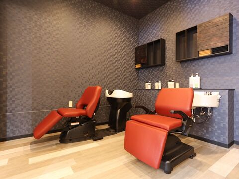 【唐崎】集客があるので入客チャンスばっちり☆幅広い技術スキルを身に付けることが可能！！少人数のプライベートサロン◇wiLRew（ウールー）からスタイリスト（美容師）の求人☆★☆