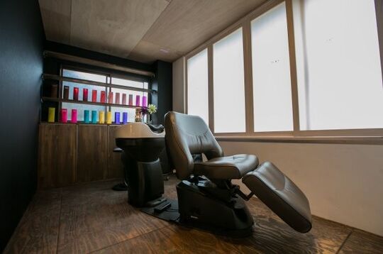 【垂水】≪社会保険完備≫≪入客チャンスあり≫垂水駅チカのアットホームサロン！自分のライフスタイルに合った働き方が出来るので、無理なく長く働いてもらえます「lapa（ラパ）」からスタイリスト（美容師）の求人★☆