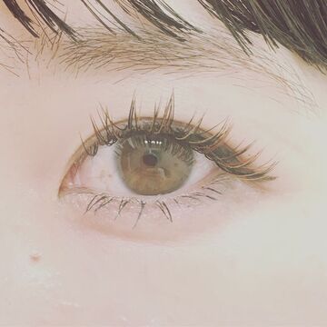 【塚口】≪最低保障あり！≫≪土日休み・連休OK≫≪髪色ネイル自由≫働き方に縛りがほとんどないため、ライフスタイル重視の方にも人気！「Nifty eyelash（ニフティーアイラッシュ）」からアイリスト（まつげエクステ・まつげパーマ・アイブロウ）の求人☆★☆