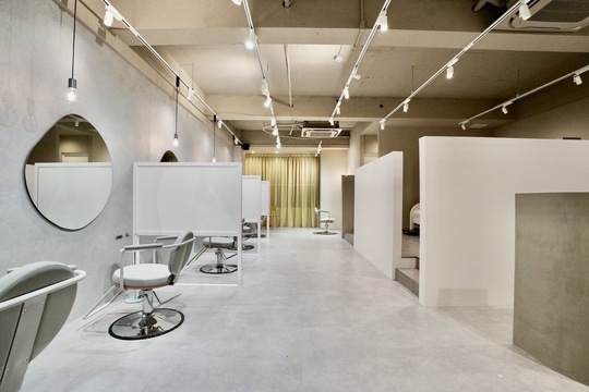 【桃山台】≪土日祝休みOK≫≪社会保険完備≫≪産休育休実績あり≫正社員or時短社員で選択できるので、お子さんがいらっしゃる方でも安心！「Rely birth（レリーバース）」からスタイリスト（美容師）の求人☆☆